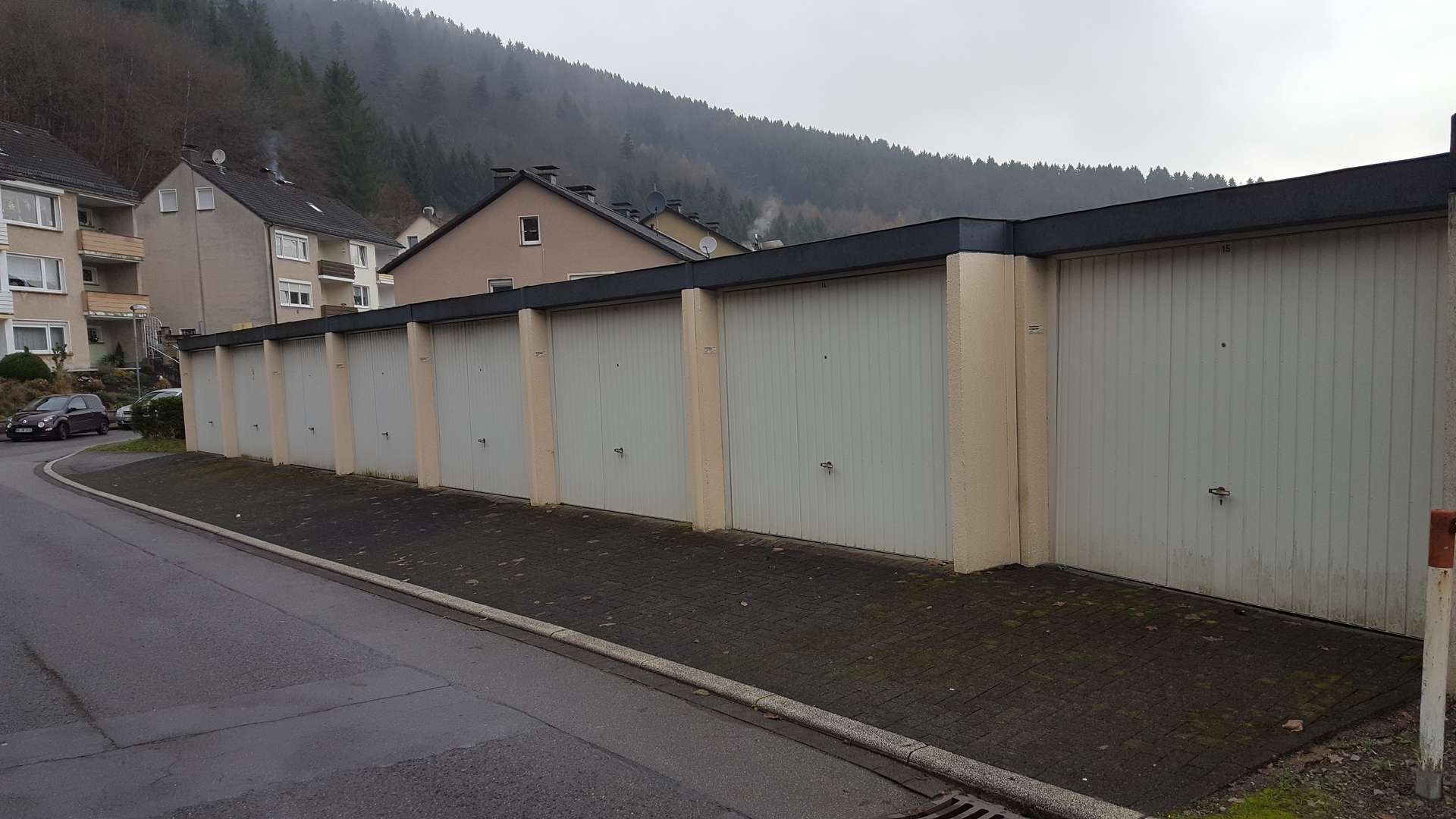 Garagenhof Altena 1